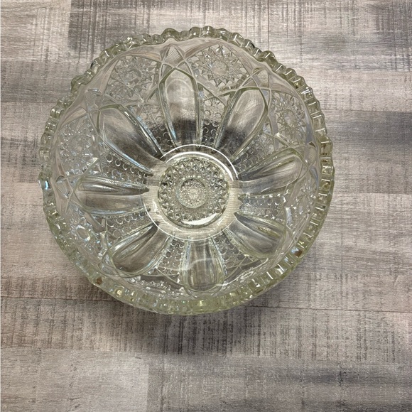 Vintage L.E. Smith Crystal Glass Bowl With Hobstar Pattern - Picture 3 of 5
